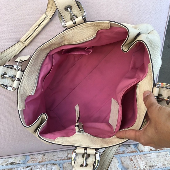 Coach F13732 SoHo Pleated Pebble Cream Leather Shoulder Zipper Bag - Picture 8 of 16